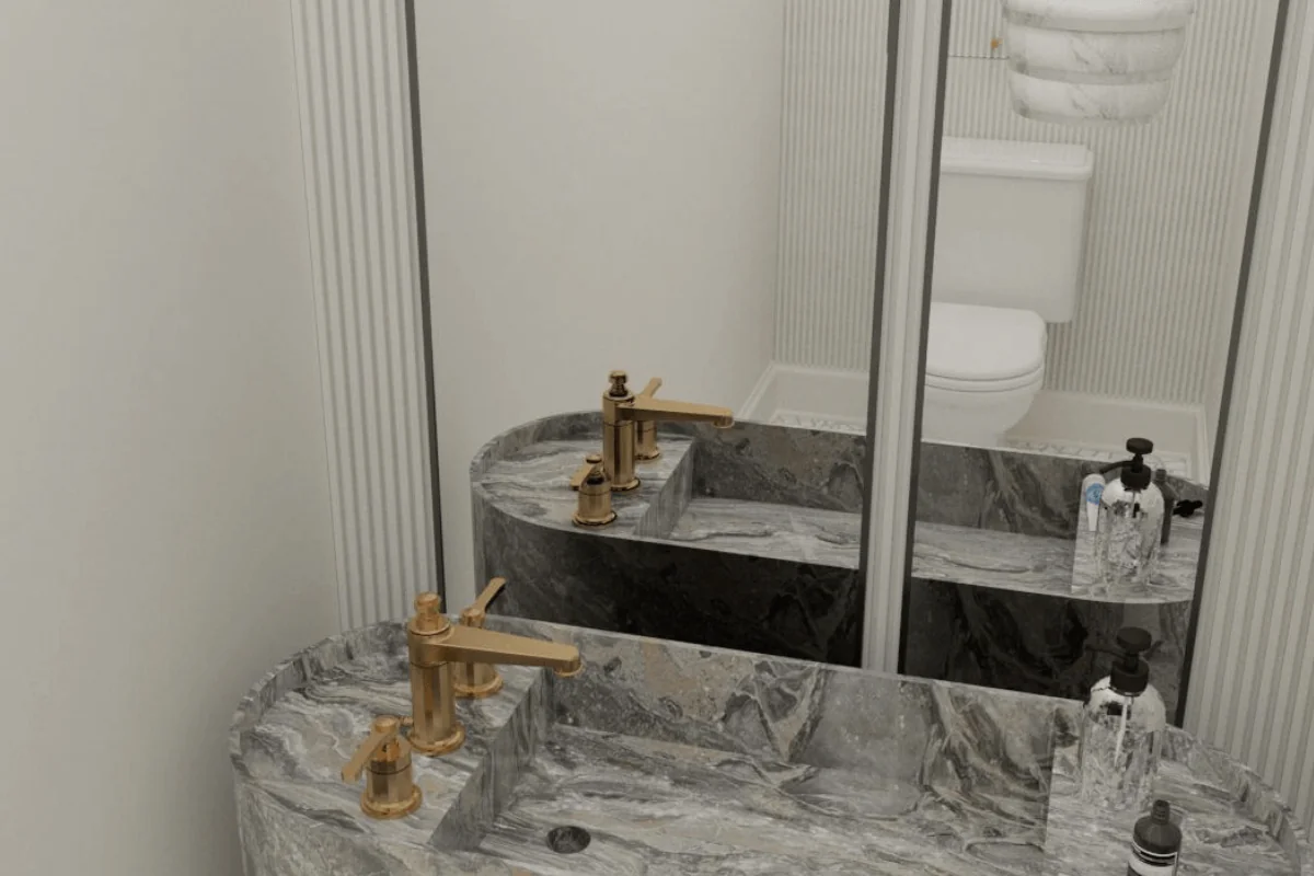 Wnętrze łazienki z marmurową umywalką, drewnianym lustrem oraz dodatkami w stylu art deco, minimaluxe, quiet luxury.