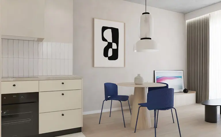 Wnętrze kuchni w stylu japandi, minimalistycznym i współczesnym z jasnymi meblami.