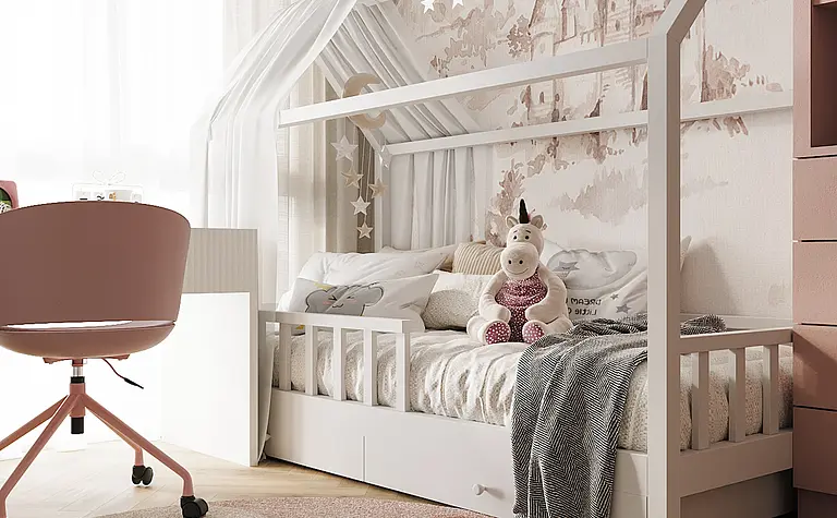 Pokój dziecięcy w stylach industrialnym, japandi i minimalistycznym z różowym biurkiem oraz drewnianą podłogą.