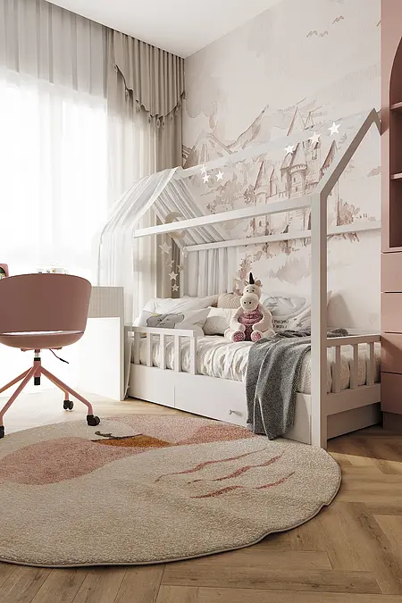 Pokój dziecięcy w stylach industrialnym, japandi i minimalistycznym z różowym biurkiem oraz drewnianą podłogą.