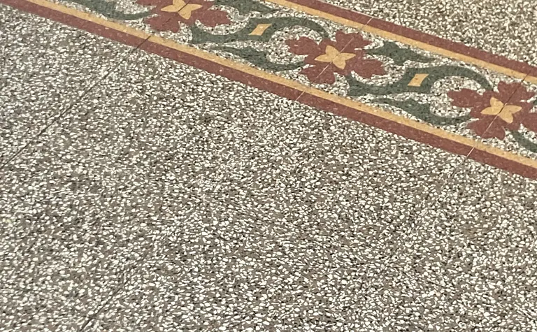 Podłoga z dekoracyjnym wzorem w stylu minimalistycznym, nowoczesnym i vintage.