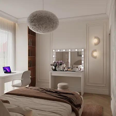 Wnętrze sypialni z jasnymi meblami, lustrem i dekoracjami w stylu glamour, nowoczesnym i współczesnym.