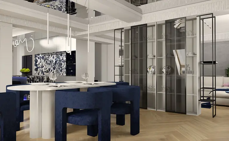 Wnętrze jadalni w stylu dopamine decor i eklektycznym z niebieskimi krzesłami.