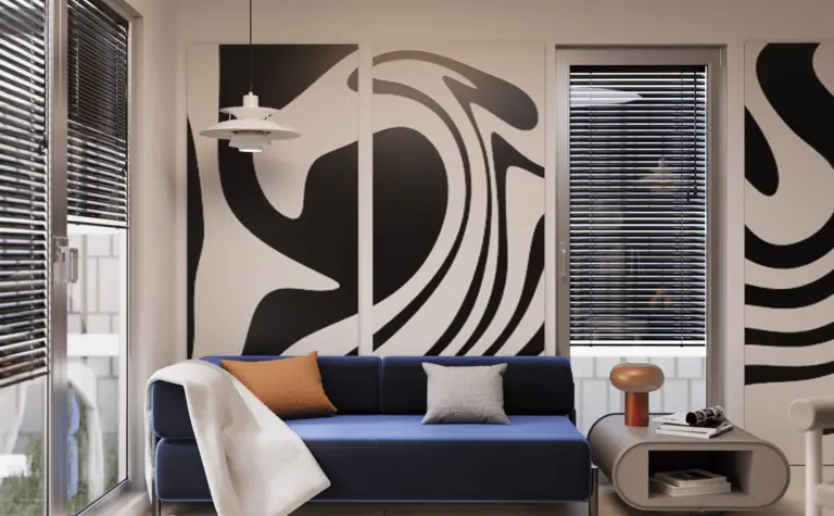 Wnętrze salonu w stylu eklektycznym z minimalistycznymi akcentami, niebieska sofa.