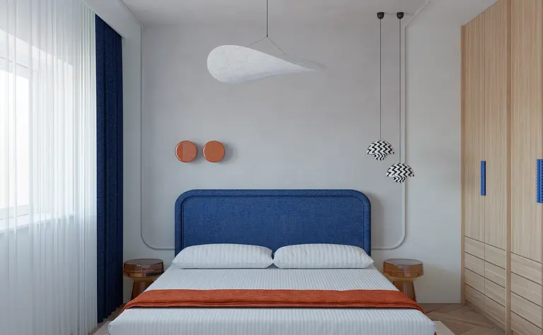 Sypialnia w stylu dopamine decor i eklektycznym z niebieskim łóżkiem