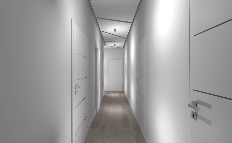 Korytarz w stylu dopamine decor i minimalistycznym z białymi ścianami i drewnianą podłogą.