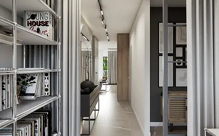 Wnętrze korytarza w stylu eklektycznym z minimalistycznymi zasłonami i skandynawskimi detalami.