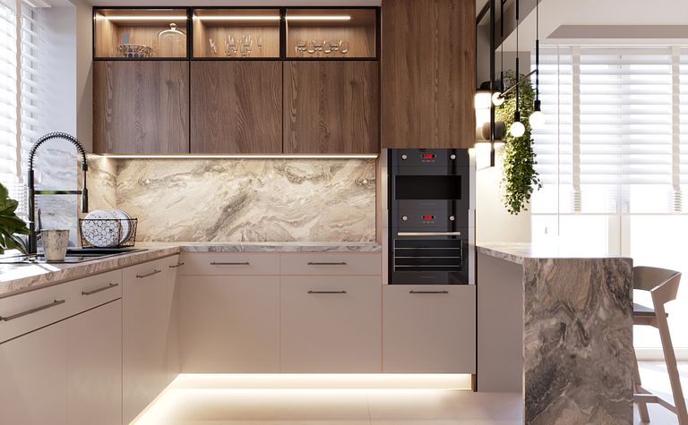 Nowoczesna kuchnia minimalistyczna z drewnem i marmurem.