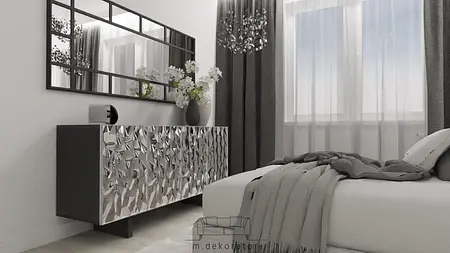 Wnętrze sypialni z szarym łóżkiem, lustrem i dekoracjami w stylu glamour i nowoczesnym