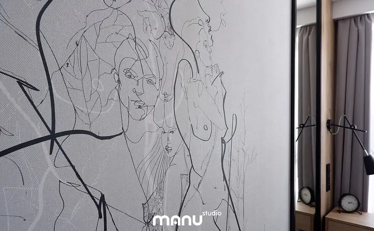Grafika przedstawiająca nowoczesny mural w skandynawskim wnętrzu z drewnianymi elementami.
