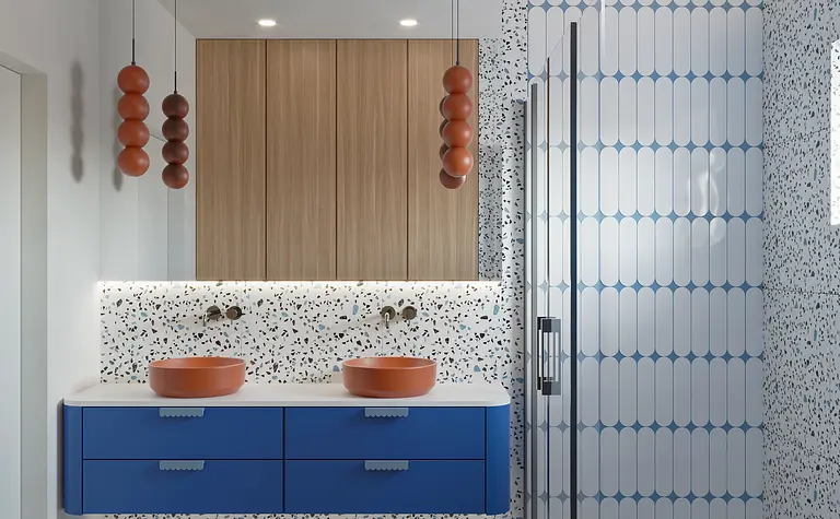 Nowoczesna łazienka z niebieskim blatem, drewnianymi szafkami i eklektycznymi detalami.