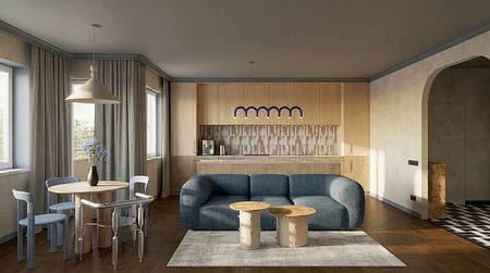 Wnętrze z niebieską sofą, drewnianym stołem i zasłonami, w stylu dopamine decor i nowoczesnym.