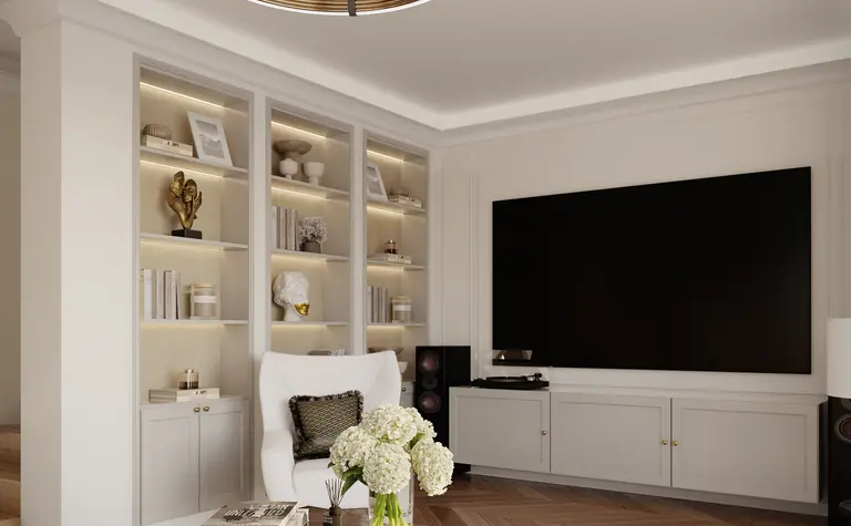 Wnętrze salonu w stylu quiet luxury z białymi meblami i brązowym stolikiem.