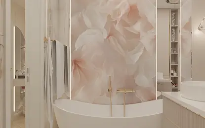 Nowoczesna łazienka z białą wanną i kwiatowym tłem w stylu glamour.