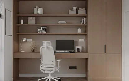 Wnętrze biura w stylu japandi i minimalistycznym z drewnianym biurkiem i białym krzesłem.