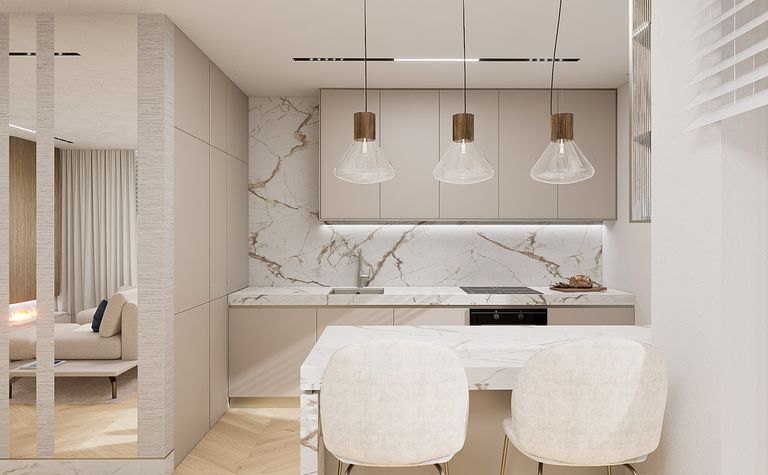 Kuchnia z marmurowym blatem i jasnymi meblami w stylu minimaluxe oraz soft minimalizm.