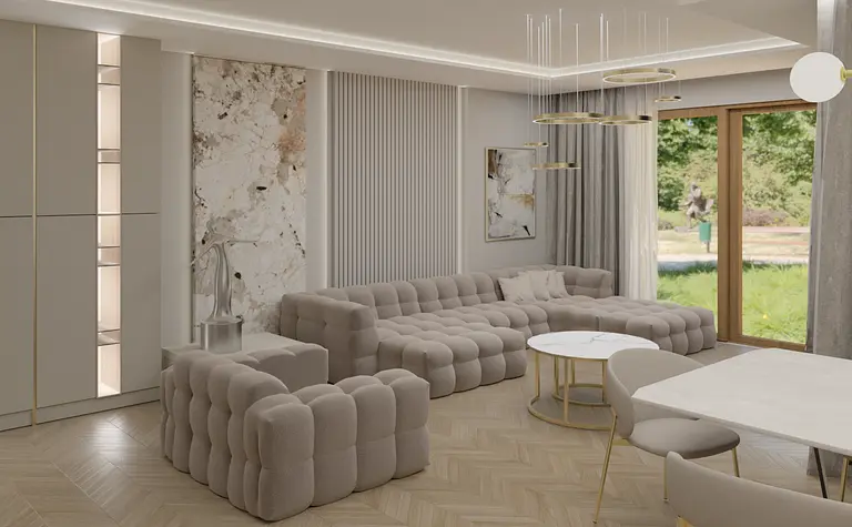 Wnętrze salonu w stylu nowoczesnym z beżową sofą, drewnianym stołem i współczesnymi dodatkami.