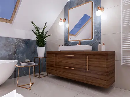 Glamour łazienka z drewnianą szafką, dużym lustrem i rośliną.