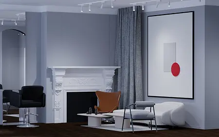 Wnętrze z kominkiem, szarymi ścianami i nowoczesnymi meblami japandi i minimalistycznymi.