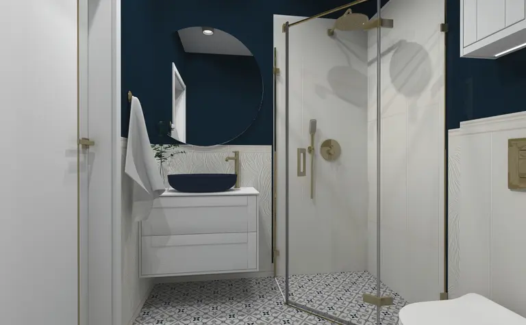 Nowoczesna łazienka glamour z kabiną prysznicową i białymi meblami.