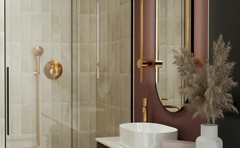 Nowoczesna łazienka w stylu art deco z glamour i współczesnymi elementami.