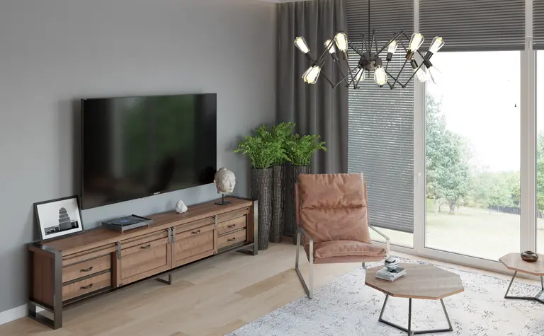 Wnętrze salonu w stylu industrialnym i soft minimalizm z drewnianymi meblami.