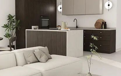 Minimalistyczna kuchnia w stylu japandi z drewnianymi meblami i jasnymi detalami.