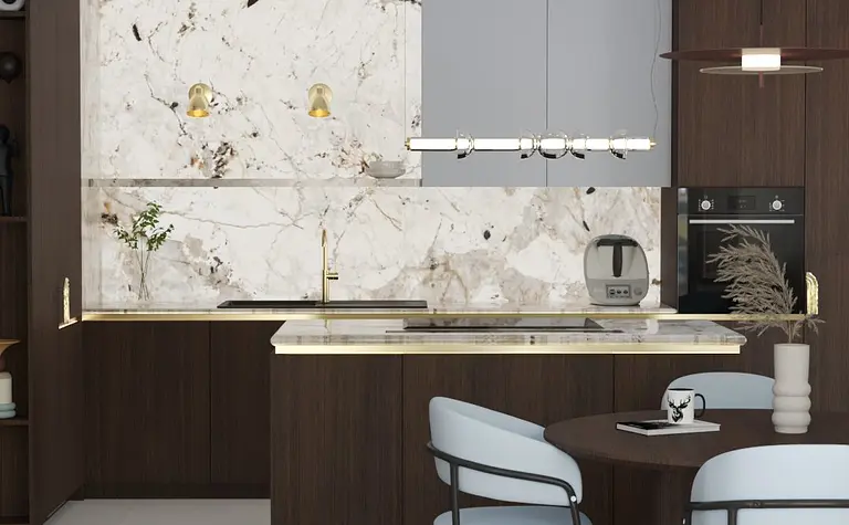 Nowoczesna kuchnia z marmurowymi akcentami i drewnianymi meblami.