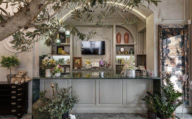 Sklep z kwiatami i dekoracjami 