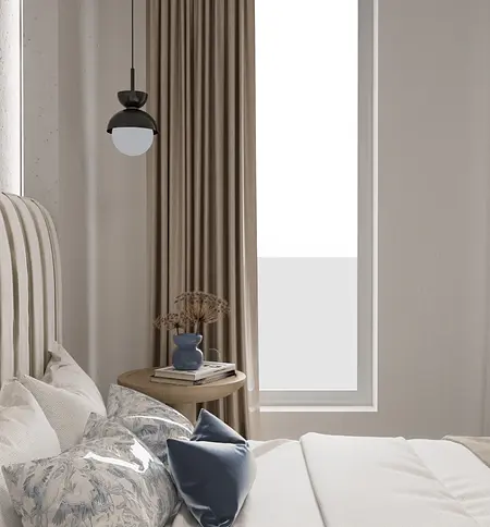 Sypialnia w stylu minimalistycznym z jasnymi zasłonami, poduszkami i lampą.