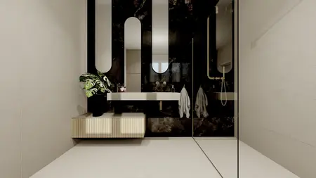 Nowoczesna łazienka z czarną, błyszczącą ścianą i wysokim, designerskim lustrem. Wisząca szafka w jasnym drewnie, roślina w doniczce oraz prysznic z metalicznymi dodatkami tworzą eleganckie i minimalistyczne wnętrze.