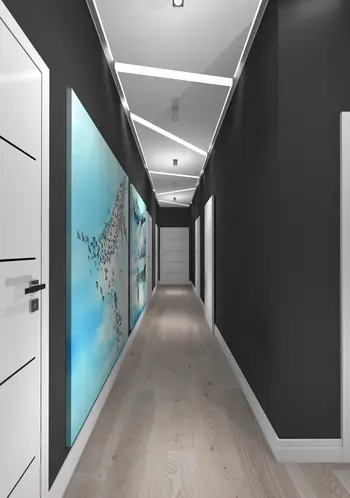 Korytarz z niebieskimi obrazami, białymi drzwiami, w stylu dopamine decor, industrialnym i skandynawskim.