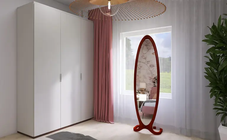 Wnętrze sypialni z białą szafą, różowymi zasłonami i lustrem w stylu boho i tradycyjnym.