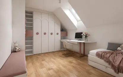 Wnętrze poddasza z biurkiem, białymi meblami i drewnianą podłogą, minimalistyczne i współczesne.