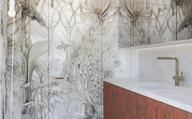 Wnętrze łazienki z muralem art deco i tradycyjnym drewnem