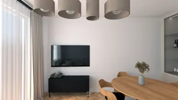 Wnętrze z telewizorem, drewnianym stołem i zasłonami w stylu boho, skandynawskim i współczesnym.