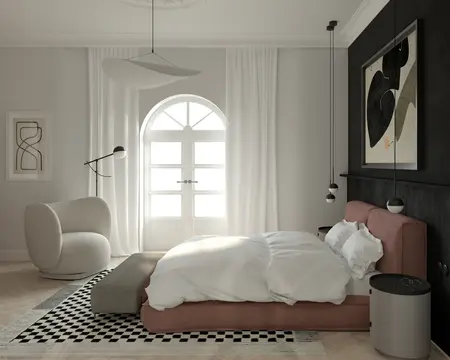 Wnętrze sypialni z różowym łóżkiem, białymi zasłonami, eklektycznymi akcentami i glamour detalami.
