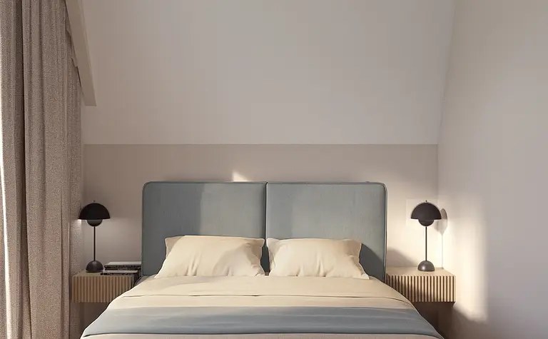 Sypialnia w stylu japandi z niebieskim łóżkiem i minimalistycznymi dodatkami.