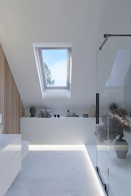 Wnętrze łazienki z białymi meblami i drewnem, styl eklektyczny, glamour, nowoczesny, współczesny.