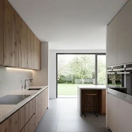 Kuchnia minimalistyczna z drewnianymi meblami i nowoczesnym wykończeniem.