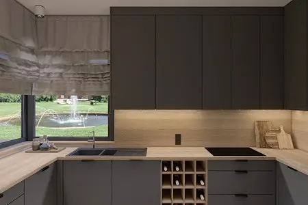 Kuchnia w stylu minimalistycznym z ciemnymi meblami i drewnianym blatem, nowoczesne okno