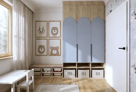 Pokój dziecięcy w stylu skandynawskim z niebieską szafą i rysunkami zwierząt.