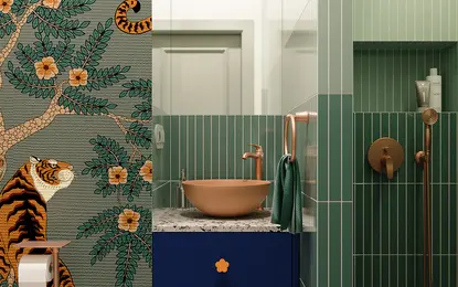 Nowoczesna łazienka z zielonymi płytkami i miedzią, w stylu dopamine decor i eklektycznym.