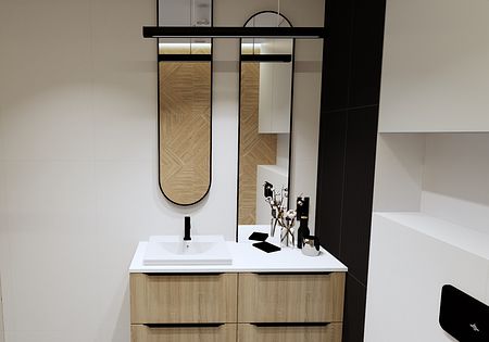 Mała łazienka z WC 