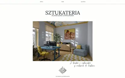 Wnętrze biura w stylu art deco z eklektycznymi akcentami i tradycyjnymi elementami.